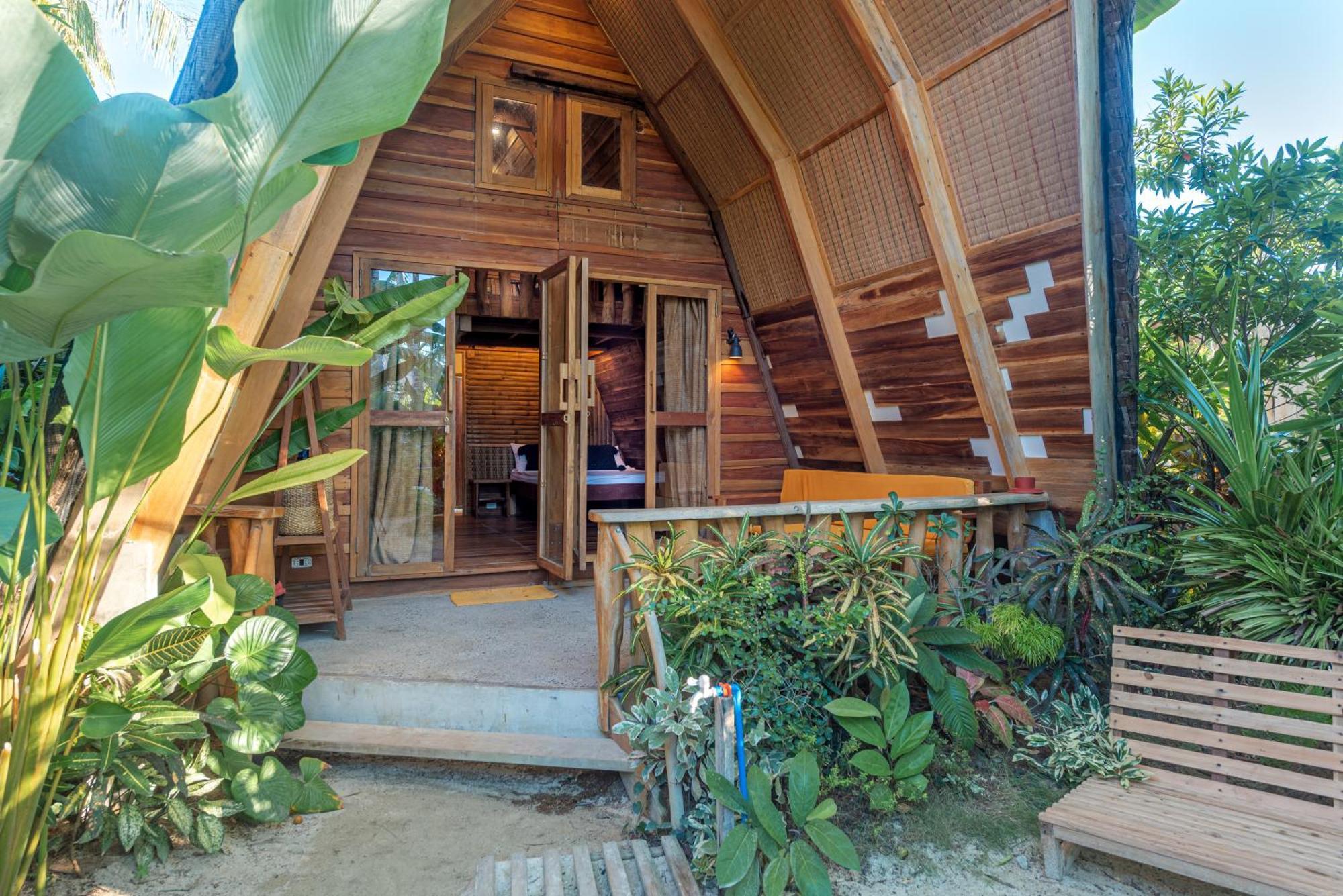 Camanolo Homestay General Luna  Esterno foto