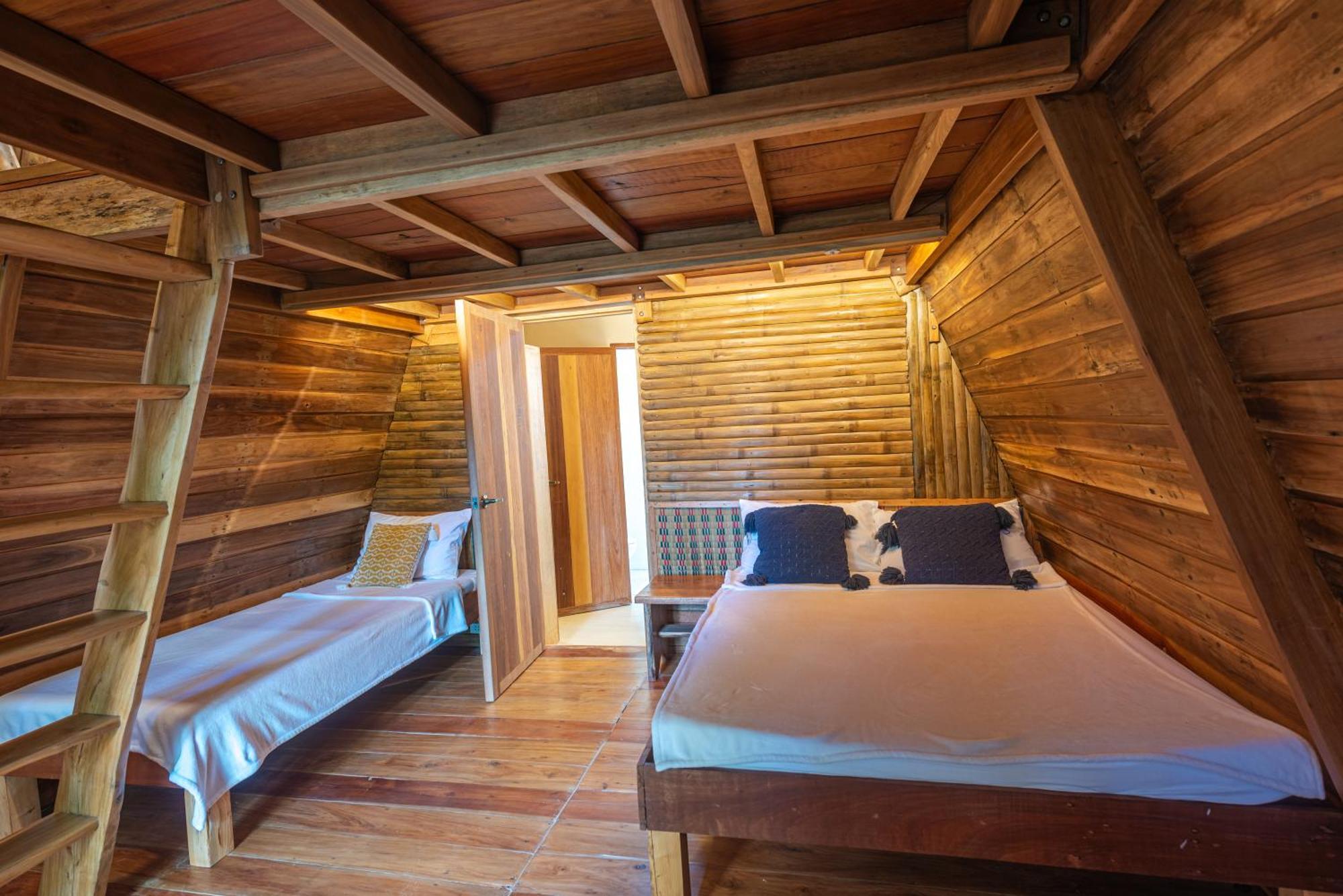 Camanolo Homestay General Luna  Esterno foto